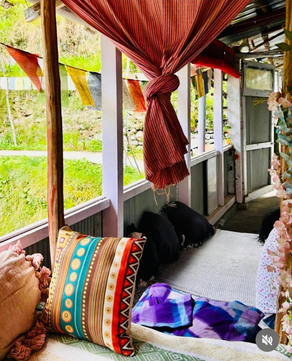 Hostel 360 Degree, Jibhi 외부 사진