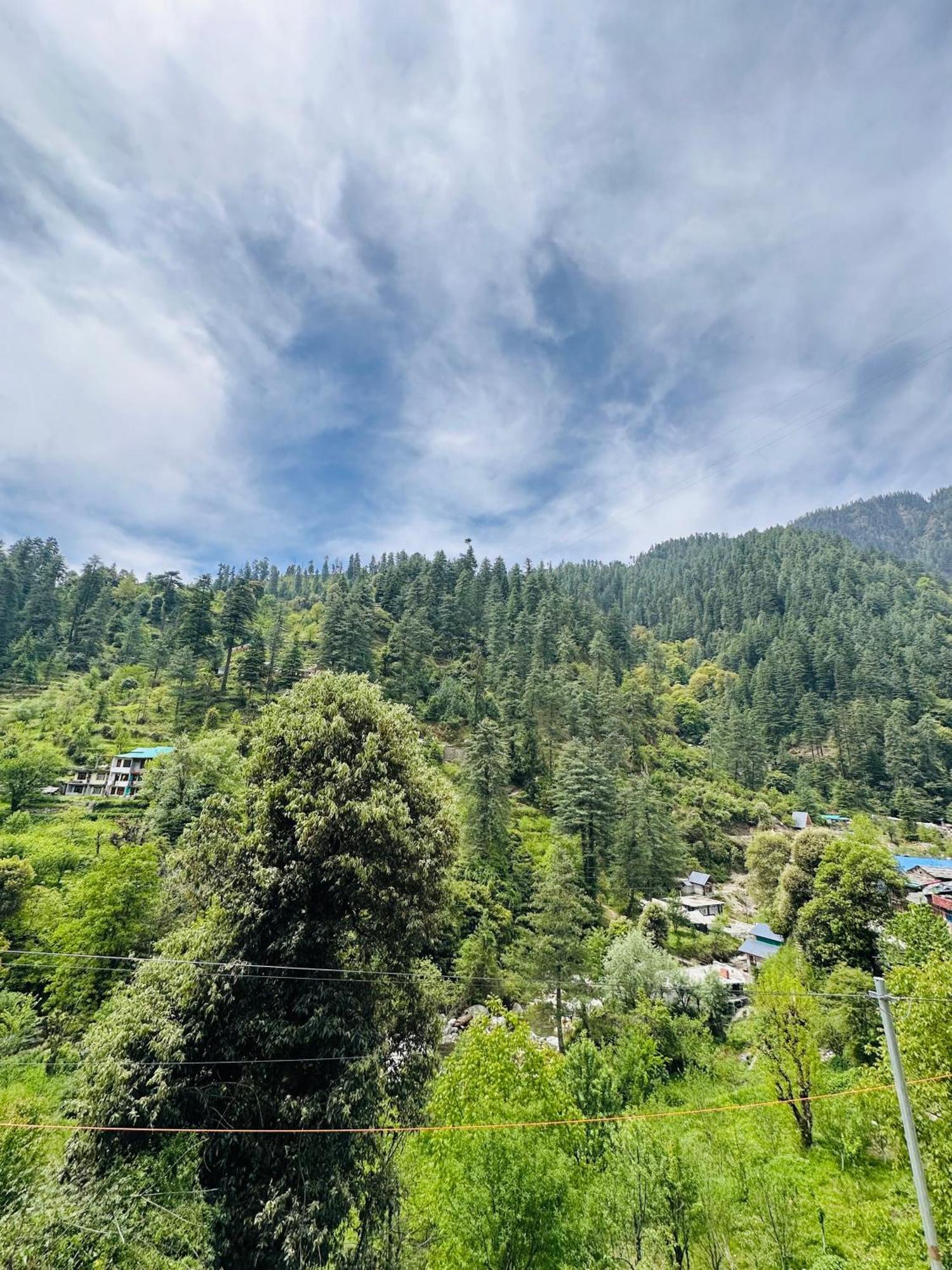 Hostel 360 Degree, Jibhi 외부 사진